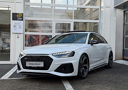 Audi RS4 Q/PANO/RAUTE/360°CAM/MASSAGE/B&O/HUD