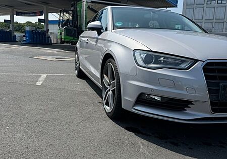 Audi A3 1.4 TFSI cod S tronic Ambiente Ambiente