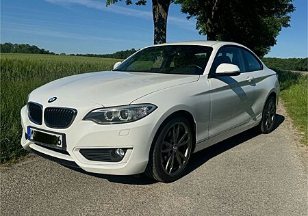 BMW 220 Coupé M-Paket, Navi, Inspektion+Bremse neu