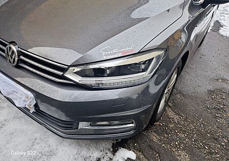 VW Touran Volkswagen 2.0 TDI SCR DSG Highline Highline
