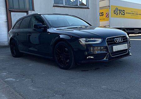 Audi A4 2.0TDIDPF S-line,Xenon,Navi,PDC.Tempo,Alu,TüvNeu
