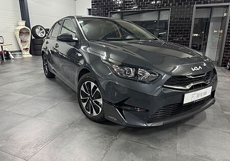 Kia Cee'd / Ceed