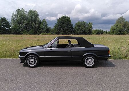 BMW 320i Cabrio