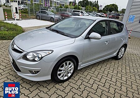 Hyundai i30 i30cw 1.6 CRDi Edition Fleet SITZHZG+PDC+HU NEU