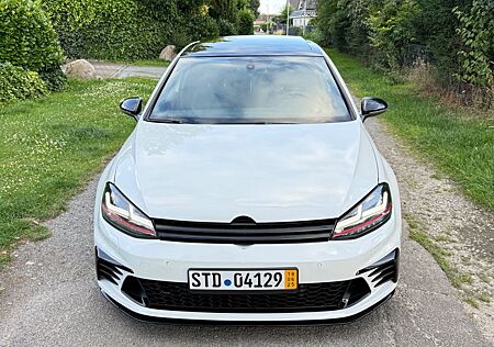VW Golf Volkswagen 7 GTI | 320 PS | Top Ausstattung | Service