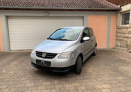 VW Fox Volkswagen 1.2 - 8-fach bereift