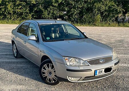 Ford Mondeo 2,0 Ghia Autom. Ghia