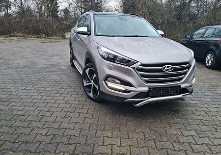 Hyundai Tucson Premium 4WD