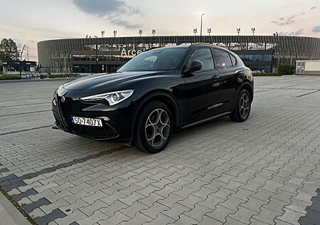 Alfa Romeo Stelvio 2.0 Carbon 280 PS Veloce Ti