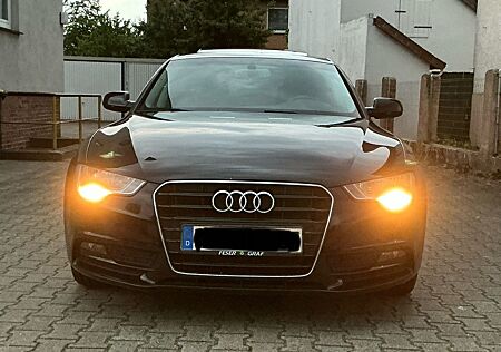 Audi A5 Sportback 2.0 TDI NAVI*TEMPOMAT*SCHIEBEDACH*