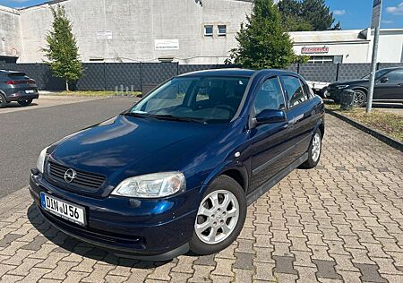 Opel Astra 1.8 16V Selection | Automatik