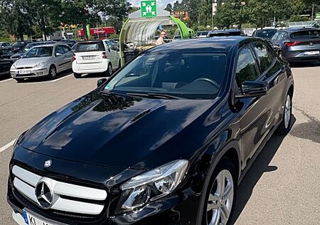 Mercedes-Benz GLA 200 CDI -