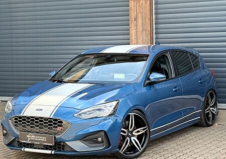Ford Focus ST Performance WolfRacing/HUD/LED/KeyG/SHZ