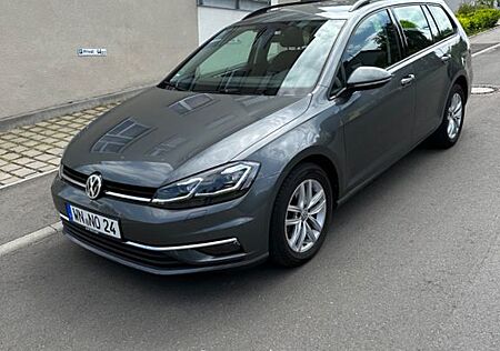 VW Golf Volkswagen 1.6 TDI DSG Comfortline Variant