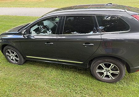 Volvo XC 60 XC60 D5 AWD Summum Geartronic Summum