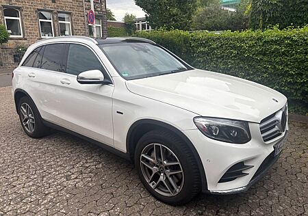 Mercedes-Benz GLC 350 e 4MATIC, AMG Line, Pano