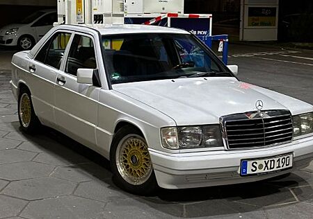 Mercedes-Benz 190