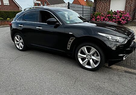 Infiniti FX FX30d GT S Premium