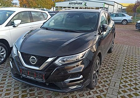 Nissan Qashqai gebraucht kaufen Nissan Qashqai Tekna 1.7D 4x4