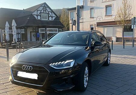 Audi A4 40 TDI S tronic advanced Avant advanced