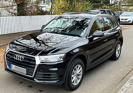 Audi Q5 2.0 TFSI S tronic quattro -