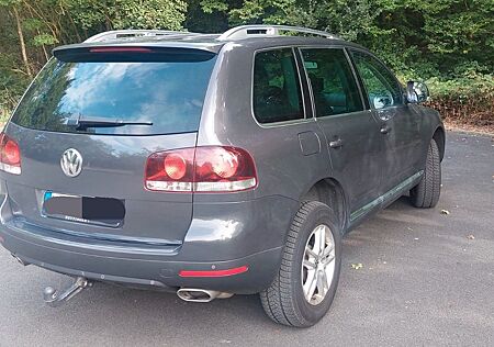 VW Touareg Volkswagen Facelift 7L 3.0 V6 TDI