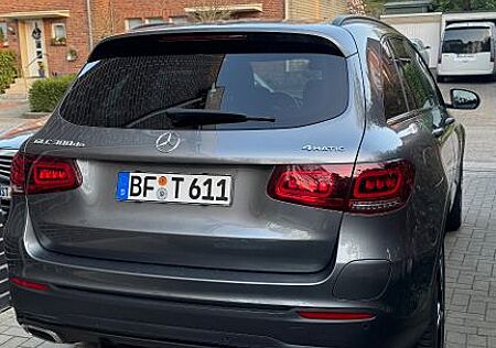 Mercedes-Benz GLC 300 de 4MATIC AMG-Line Night Pano AHK Multib