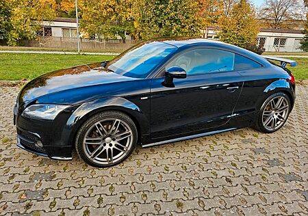 Audi TT Coupe 2.0 TDI quattro -