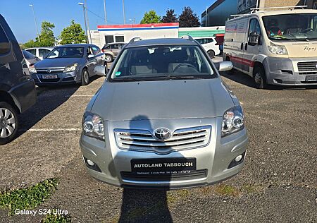 Toyota Avensis Kombi 2.0 D-4D Sol