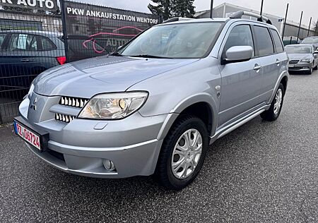 Mitsubishi Outlander 2.4 Intense 1-Hand+Automatik+Klima