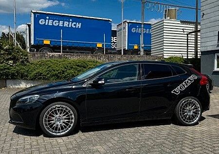 Volvo V40 You! Sport, Navi, 19 Zoll, 180PS