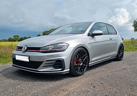 VW Golf Volkswagen GTI Performance ACC DCC Leder Sthz