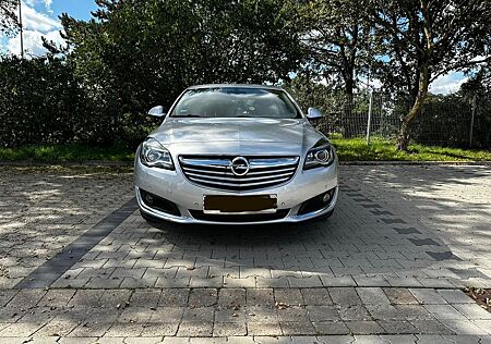 Opel Insignia 1.6 ECOTEC DI Turbo Bus. Innovat. A...