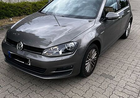 VW Golf Volkswagen 1.2 TSI 7 Cup Edition