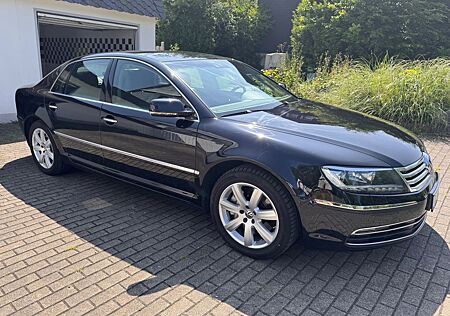 VW Phaeton Volkswagen 3.0 V6 TDI 4MOTION Tiptronic 5-Sitzer -