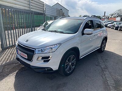 Peugeot 4008 Allure 4WD Xenon Kamera Panorama