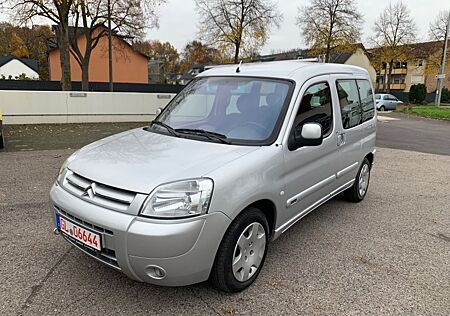 Citroën Berlingo Rollstuhl Rampe Behindertengerecht