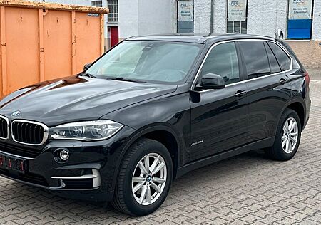 BMW X5 XDRIVE30D BUSINES/PANORAMA/LED