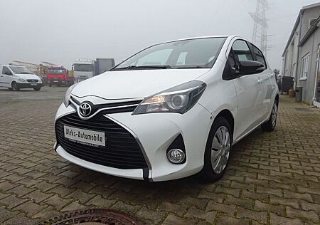 Toyota Yaris 1.4 LKW ZULASSUNG/NAVI/KAMERA/KLIMA