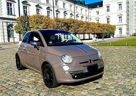 Fiat 500 1.4 16V Lounge in der Farbe Braun/Punk !