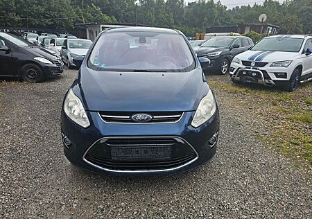 Ford C-Max Titanium