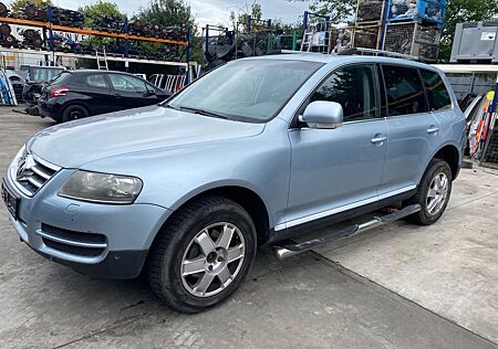 VW Touareg Volkswagen V6 TDI