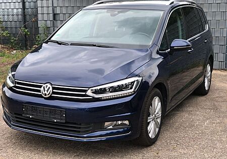 VW Touran Volkswagen 2.0 TDI SCR 140kW DSG Highline