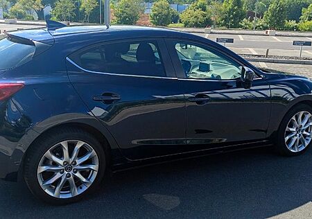 Mazda 3 2.0 SKYACTIV-G 120 Urban Limited Urban Limited