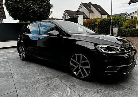 VW Golf Volkswagen VII Lim. Highline BMT/Start-Stopp