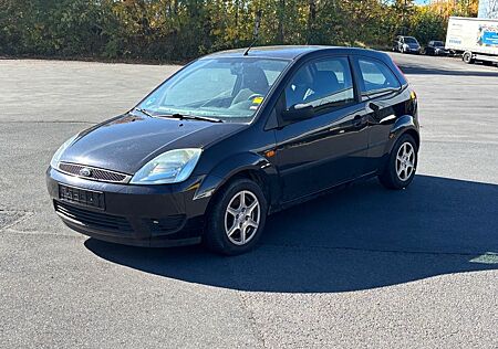 Ford Fiesta 1.3 69 PS Viva X TÜV 08/2027