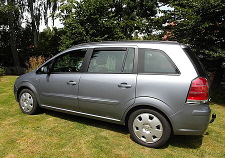 Opel Zafira 1.8 Easytronic Cosmo