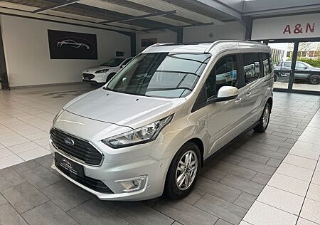 Ford Grand Tourneo Connect Titanium