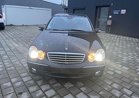 Mercedes-Benz C 180 Kompressor*1.Hand*Automatik*Navi*71TKM!!