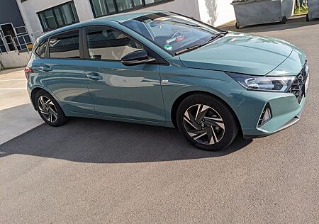 Hyundai i20 1.0 T-GDI 74kW Hybrid DCT Connect & Go